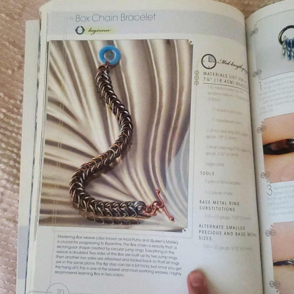 Chained Diy Jewlery Book with 144 pages - Picture 4 of 9